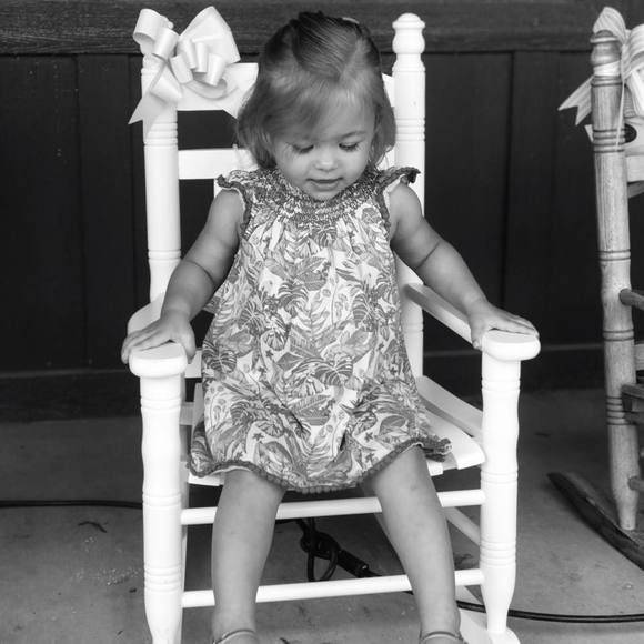 Meet your Posher, Yanira n - Picture 1 of 1